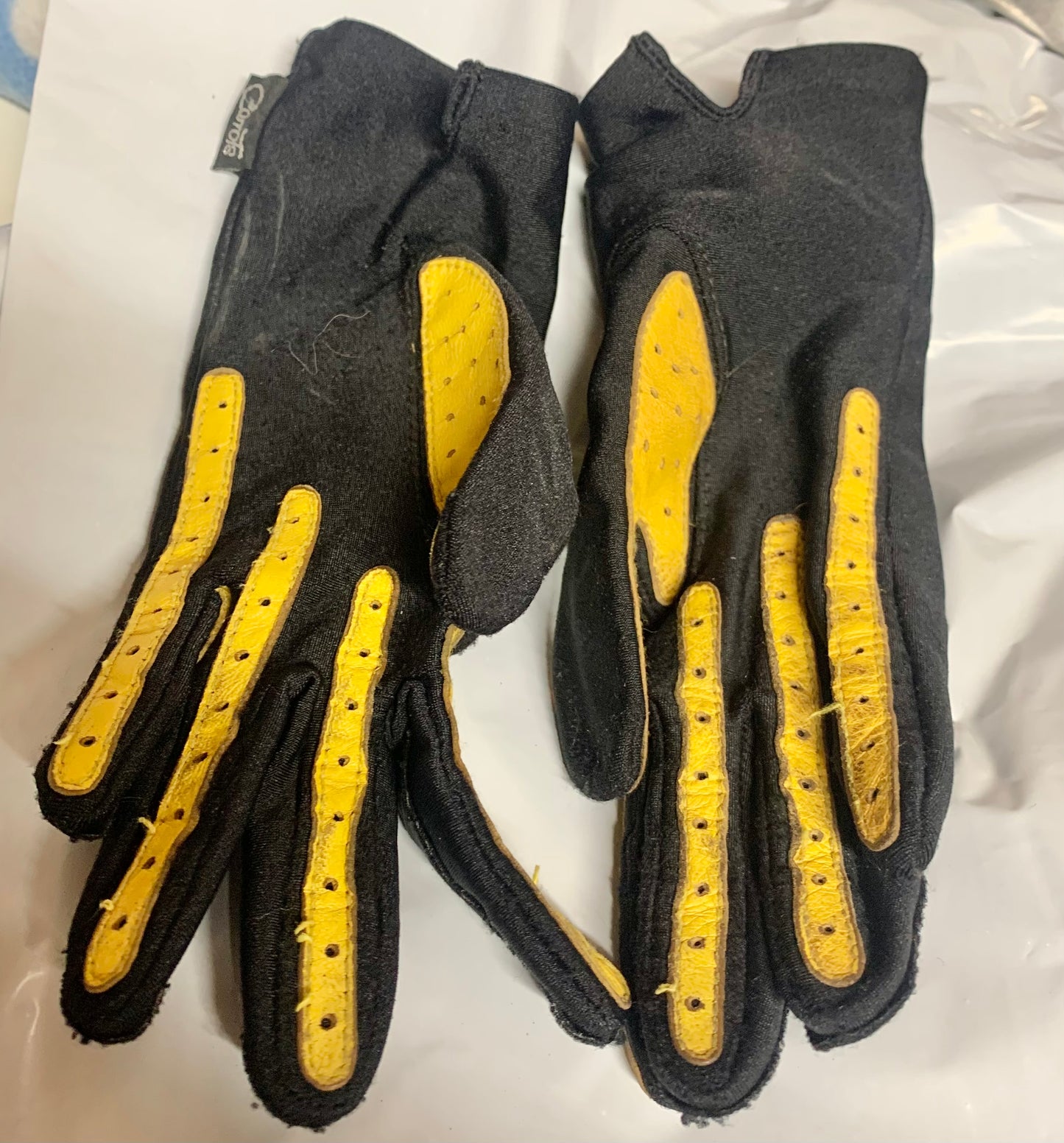 Busy bee stretchy children’s gloves