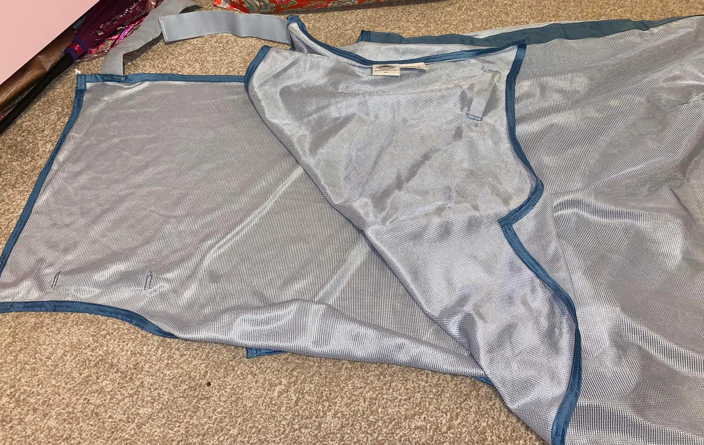 Unworn weatherbeeta airflow mesh exercise sheet Size PONY