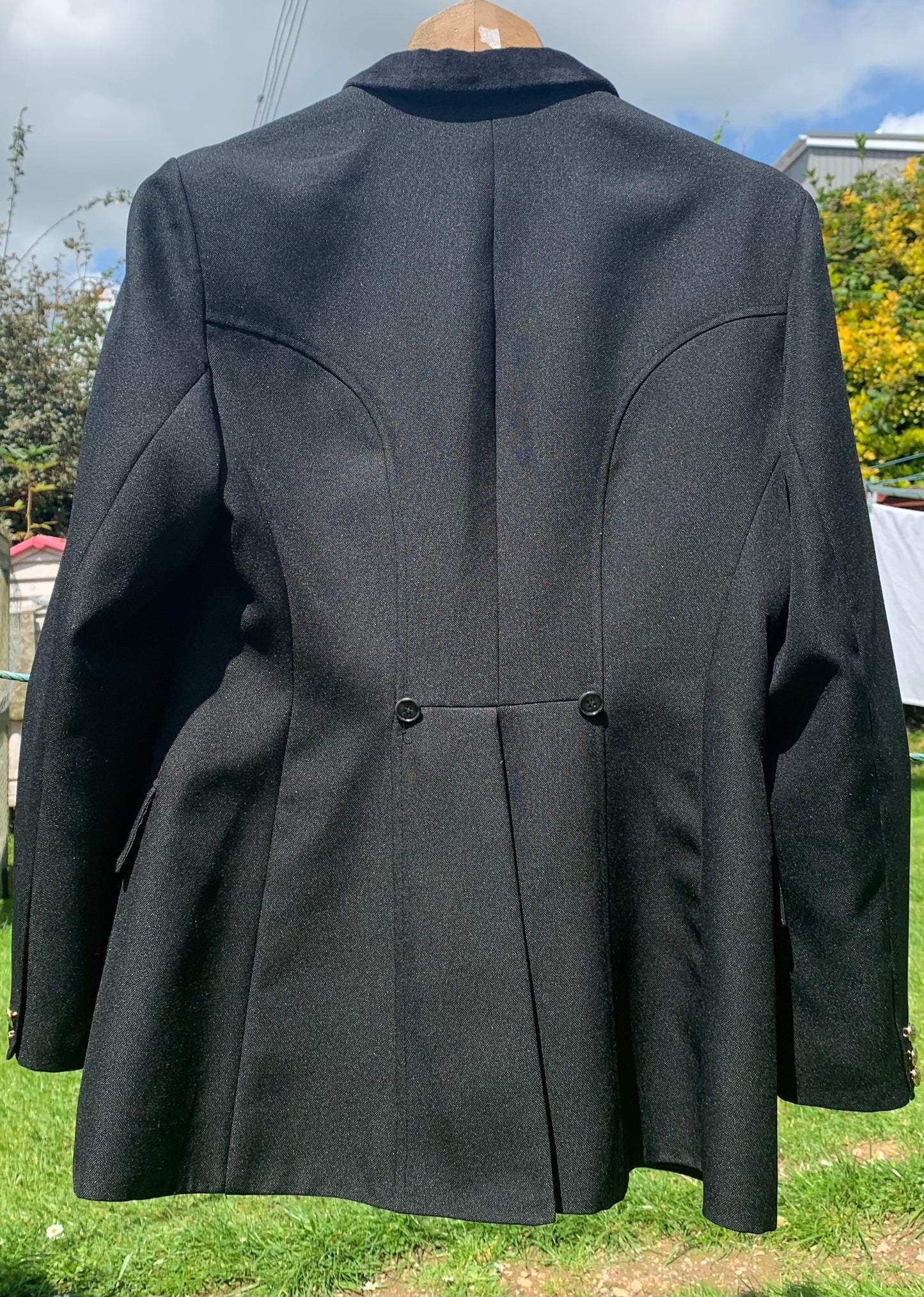 Shires cotswold black show jacket with velvet collar size 16