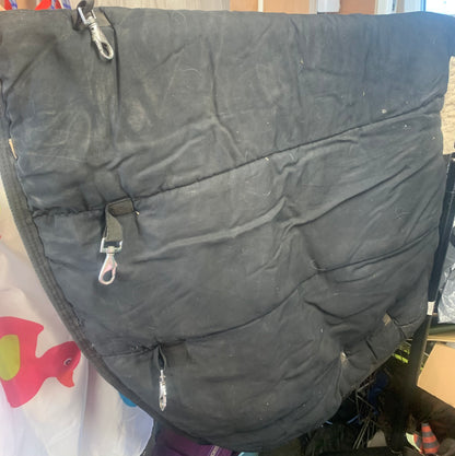 Size small medium weight turn out neck