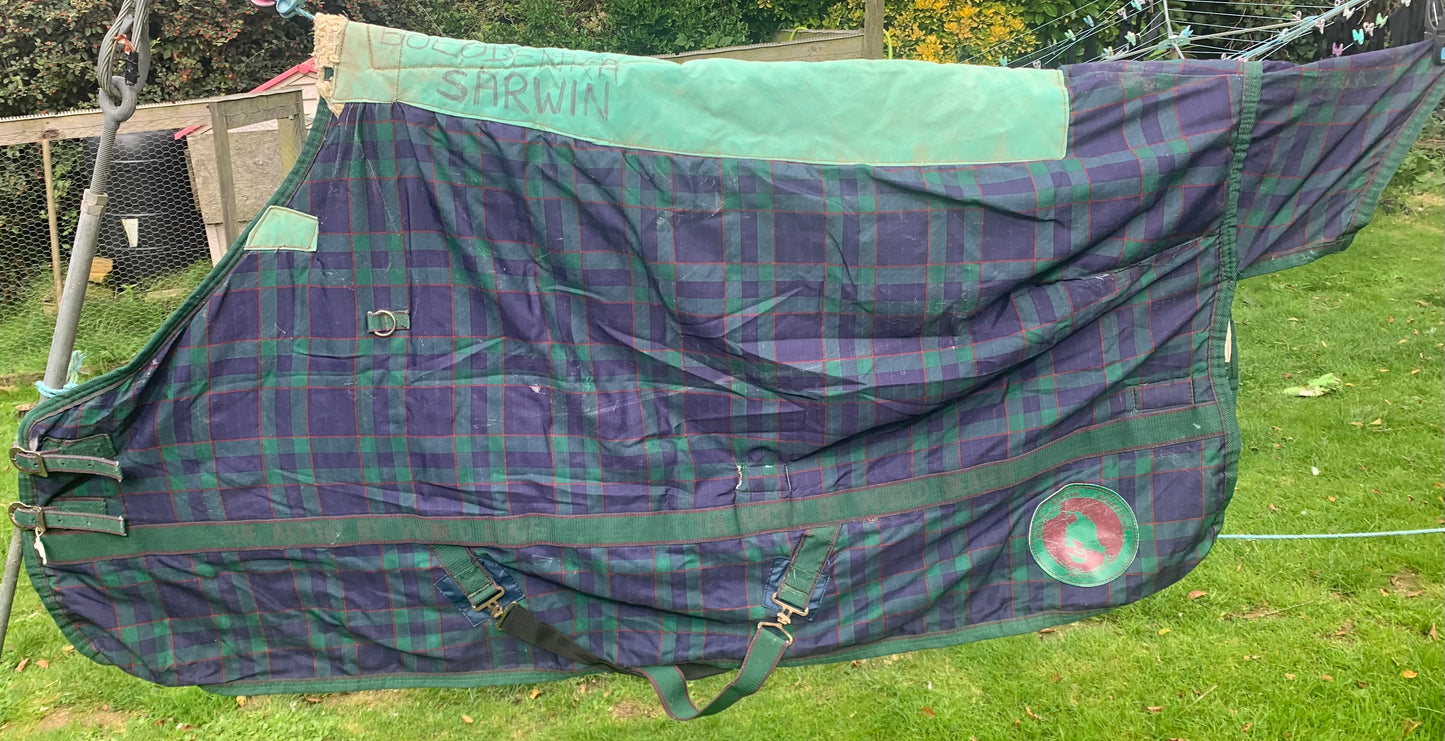 5’9 thick heavy weight Sherpa fleece lined world beater turnout rug ref2