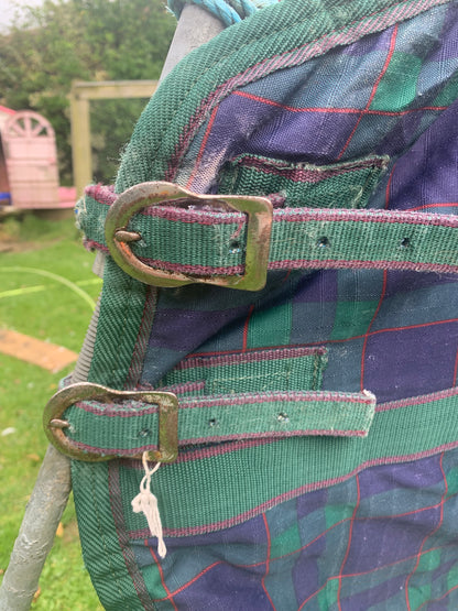 5’9 thick heavy weight Sherpa fleece lined world beater turnout rug ref2