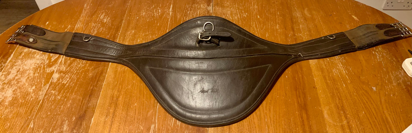 Mark todd brown 50” stud girth