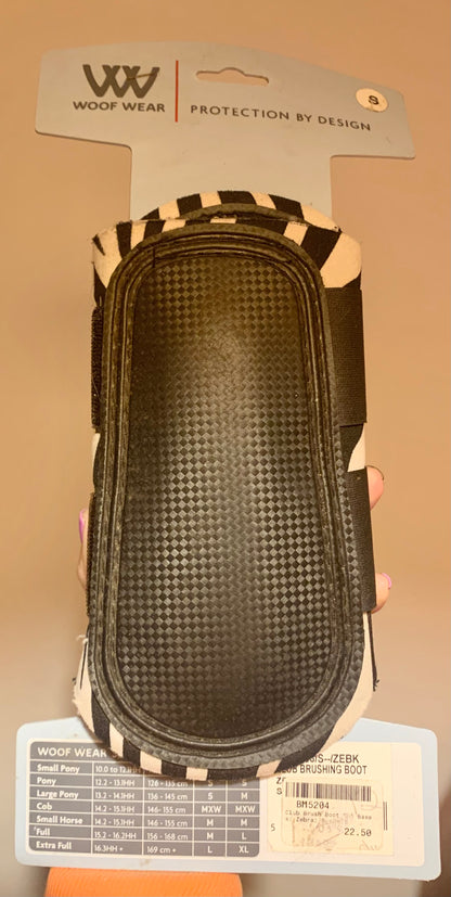 New woofwear zebra print brushing boots size small