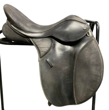 Thorowgood T4 (not adjustable) Black synthetic saddle 17.5” seat 8” width
