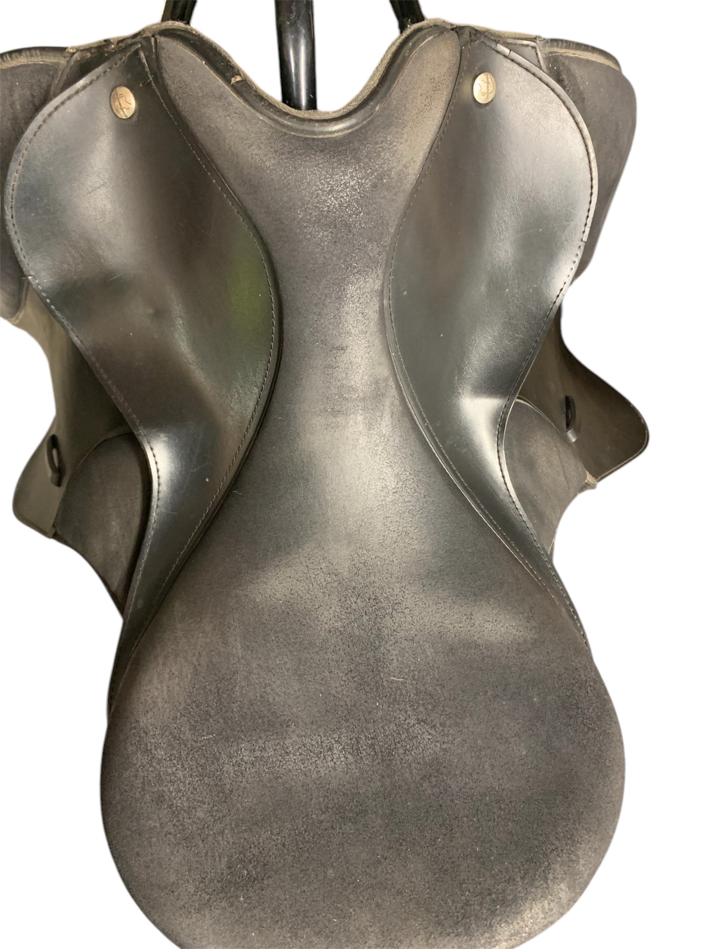 Thorowgood T4 (not adjustable) Black synthetic saddle 17.5” seat 8” width