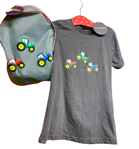 T -shirt and grooming kit set
