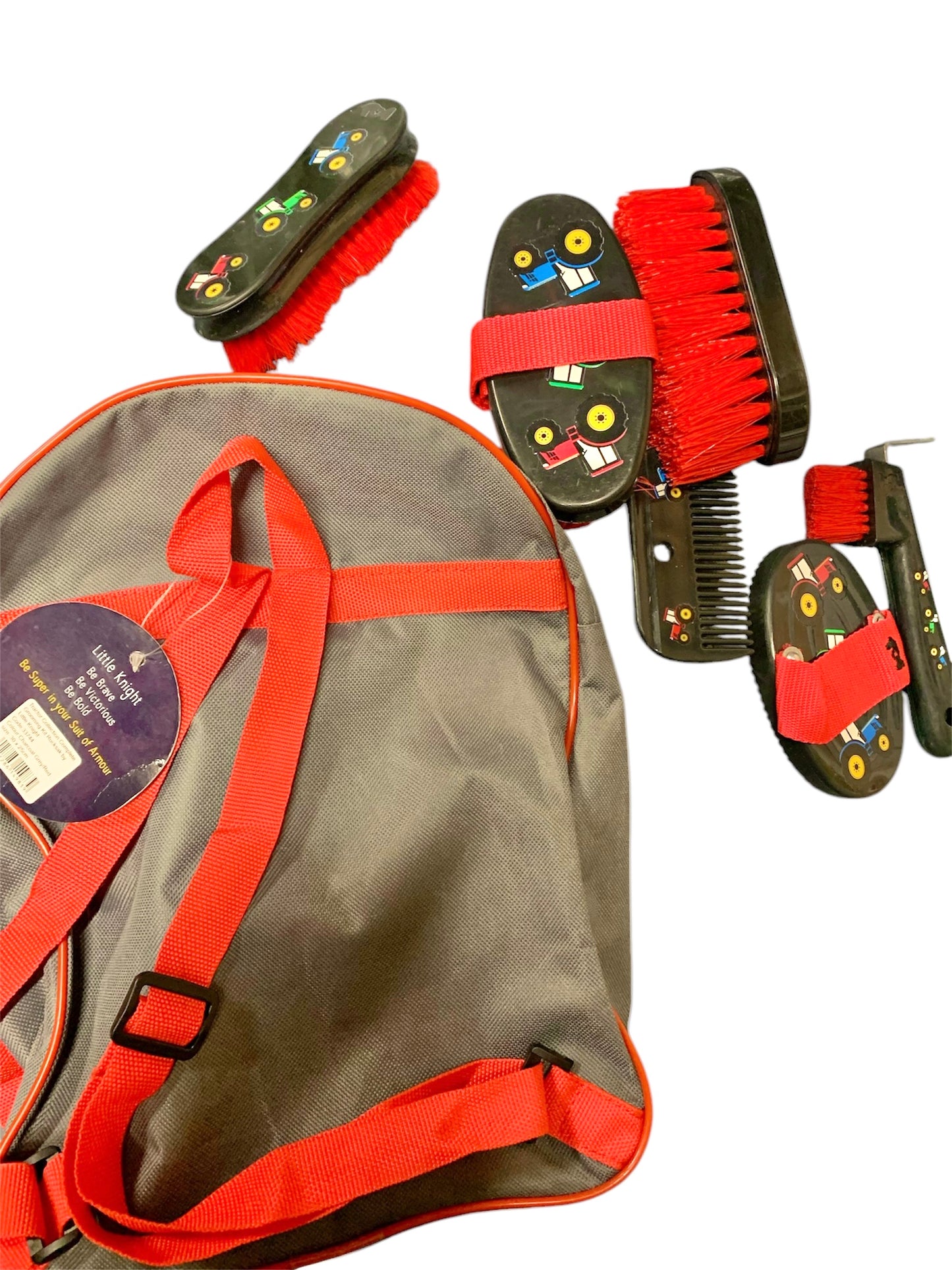 T -shirt and grooming kit set