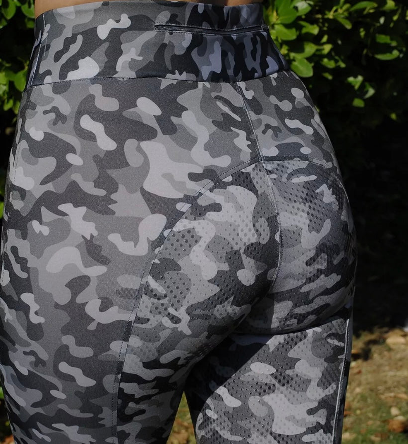 New with tag Rhinegold Full Seat Camo Riding Tights size 8