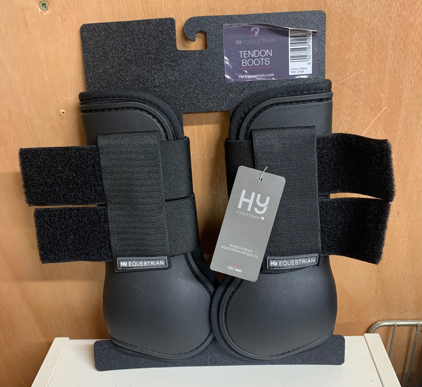 New with tag HY Equestrian tendon boots size large