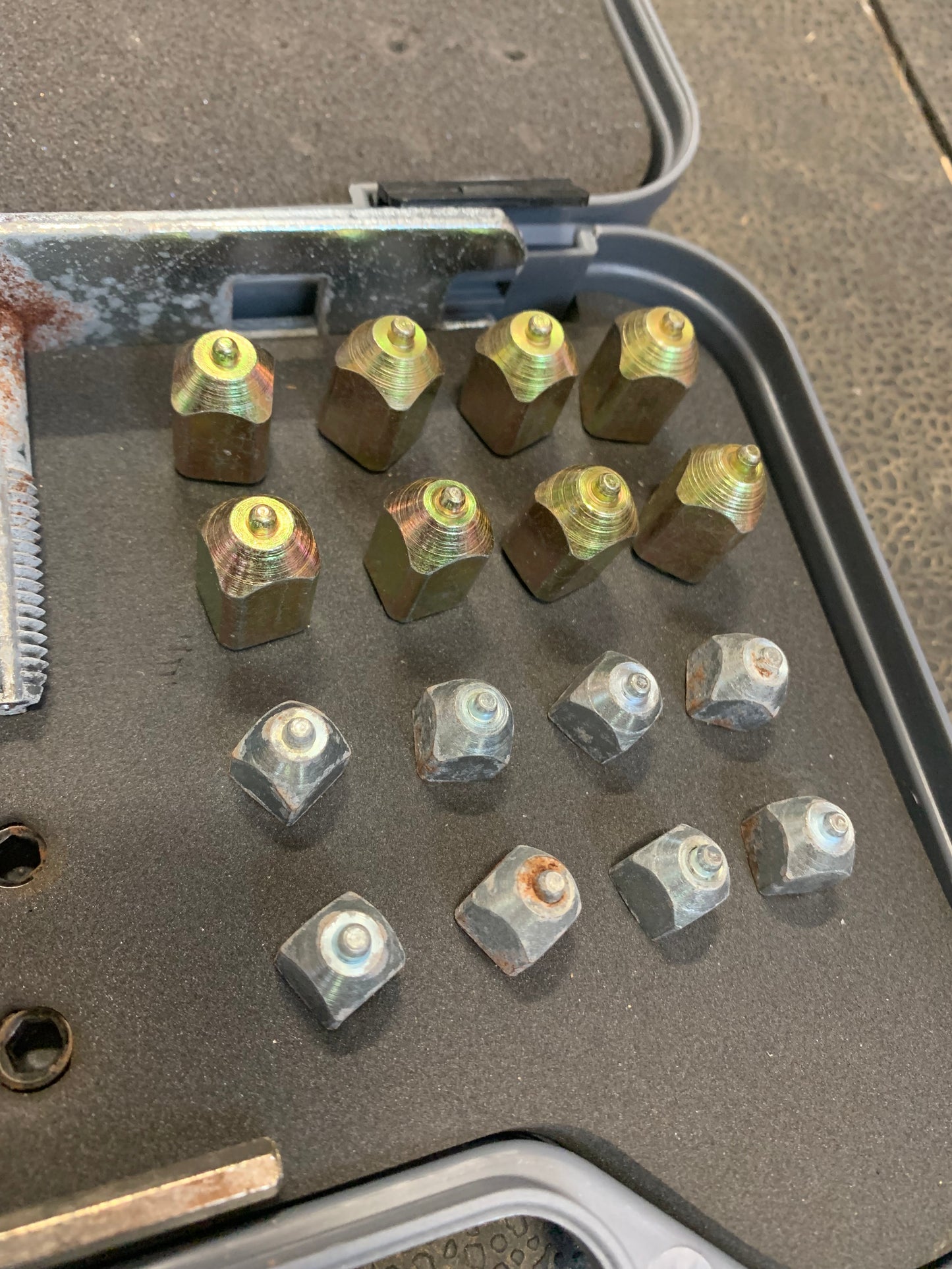 Complete Stud kit in carry case