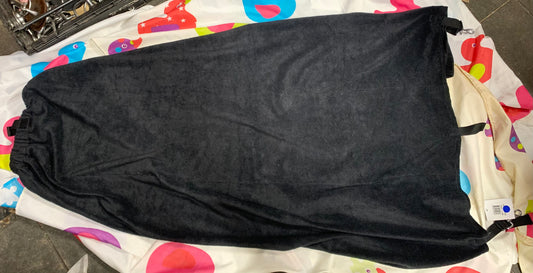 New with tag black headless fleece hood cob/medium