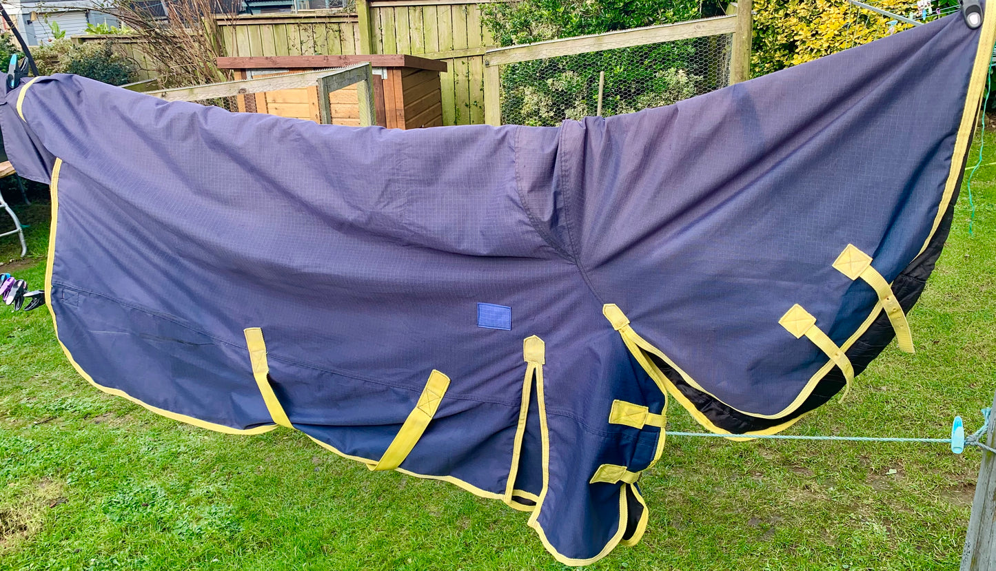 Washed & reproofed 6’0” yellow and blue gallop combo turnout medium weight
