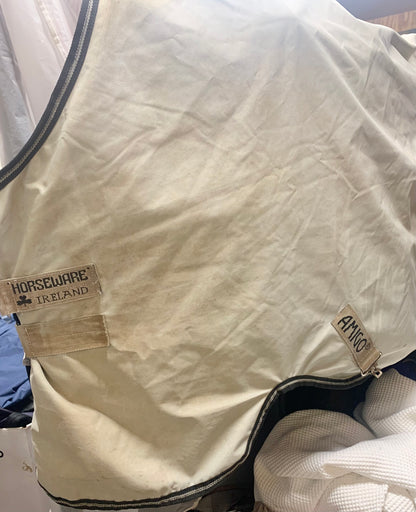 5’6 Amigo hero 50g light turnout rug washed & reproofed